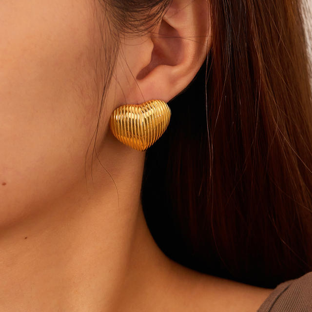 Chunky striped pattern heart stainless steel studs earrings