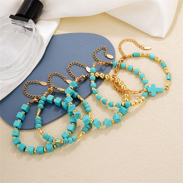 Unique summer turquoise bead bracelet collection
