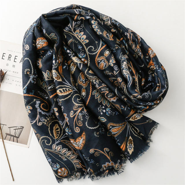Vintage pasley pattern fashion scarf