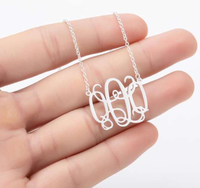 Personality monogram letter initial letter dainy stainless steel necklace