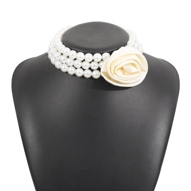 Vintage imitation pearl bead fabric flower choker necklace