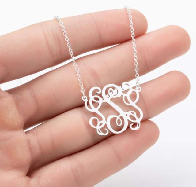 Personality monogram letter initial letter dainy stainless steel necklace