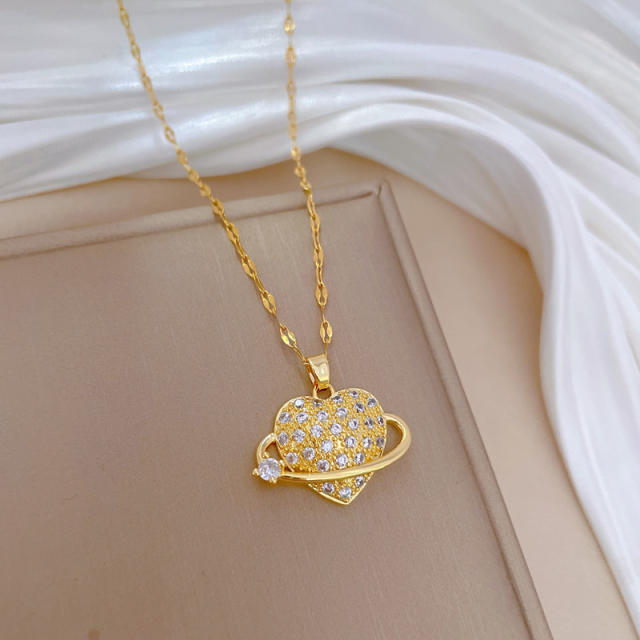 Luxury diamond heart pendant dainty stainless steel chain necklace