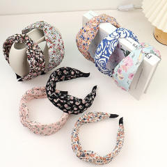 Korean fashion floral pattern twisted headband