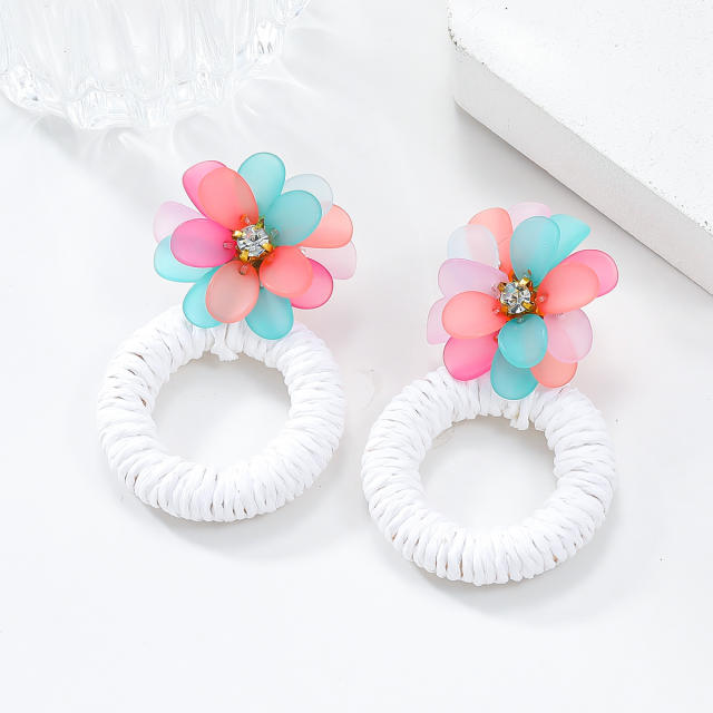 Colorful summer straw circle flower dangle earrings