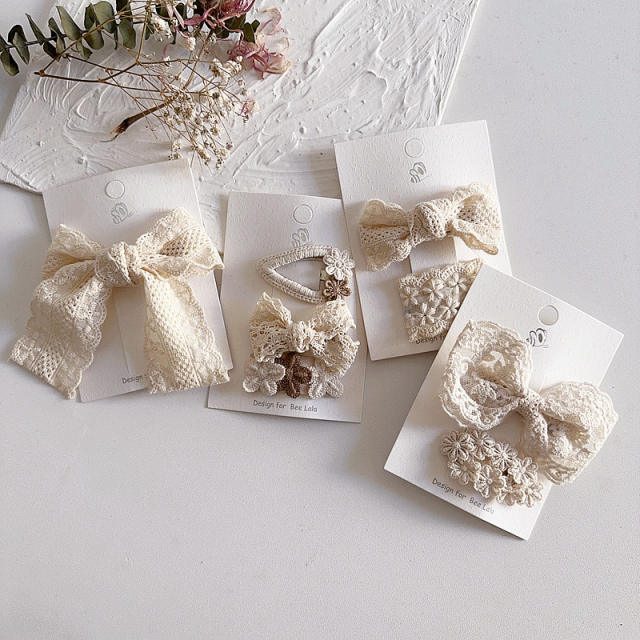 Natural white color lace bow snap hair clips set for kids