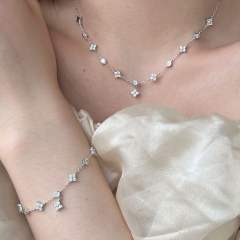 925 sterling silver diamond tiny clover dainy necklace bracelet set