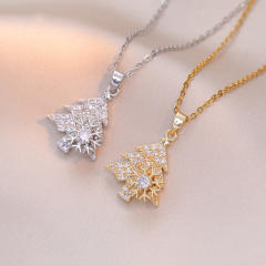 Delicate diamond rotatable snowflake christmas tree pendant stainless steel chain necklace