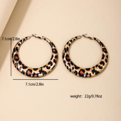 Exaggerated geometric hoop leopard print maillard big hoop earrings