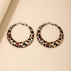 Exaggerated geometric hoop leopard print maillard big hoop earrings