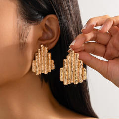 Chunky metallic glossing earrings pleated irregular geometric earrings collection big gold earrings