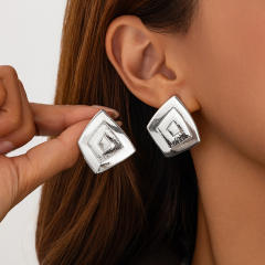 Chunky metallic glossing earrings pleated irregular geometric earrings collection big gold earrings