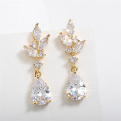 New wedding jewelry sweet pear-shaped water drop zircon earrings wedding dinner bridal earrings for women