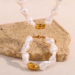 Vintage Stainless Steel Plated 18K Gold Baroque Imitation Pearl Bracelet Necklace for Women