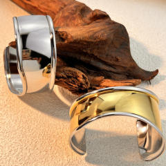 Irregular Glow cuff bangle Light Luxury Titanium Steel Wide Bangle stainless steel bangle