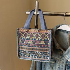 Ethnic Shoulder Bag 2025 New Bohemian Tote Bag Resort Handbag Women's Trendy Bag