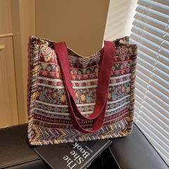 Ethnic Shoulder Bag 2025 New Bohemian Tote Bag Resort Handbag Women's Trendy Bag