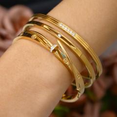 Special diamond nail inlaid cubic zircon easy match stainless steel bangle
