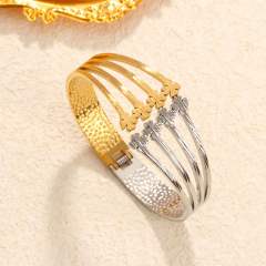 New Stainless Steel bangle two tone Hollow Four-leaf Flower Exaggerated bangle bracelet