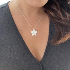 New Summer Cherry Blossom Peach Blossom Freshwater Shell Carved Flower Stainless Steel chain necklace