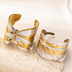 Chunky Stainless Steel bangle Bracelet Women's Electroplated Leaf Butterfly Bracelet