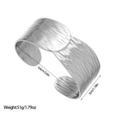 Exaggerated Gold-Plated Non-Fading flower leaf hammer pattern bangle bracelet arm bangle