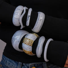 White Irregular Wide Resin Bracelet Personalized Trendy Hand Jewelry