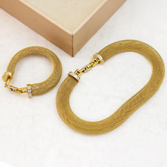 Jewelry buckle Japanese diamond bracelet collar stainless steel necklace choker set