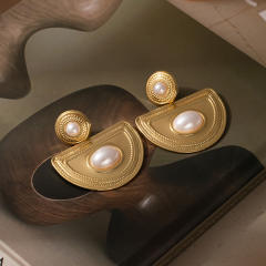Hott sale gold color flower butterflly pearl inlaid stainless steel earrings