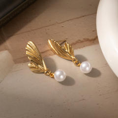 Hott sale gold color flower butterflly pearl inlaid stainless steel earrings