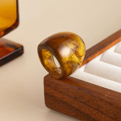 Chunky colorful resin acrylic finger rings for women antumn winter jewelry