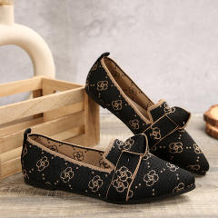 Plus size light pointed beanie women's shoes comfortable non-slip women's shoes