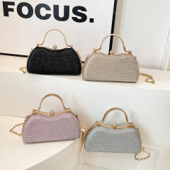 Handbag Women's New Fashion Evening Bag Elegant Socialite Small Fragrance StyleChain Diagonal Box Bag