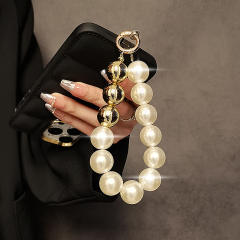 Creative Personality Golden Pearl Handheld Chain Wrist Short Lanyard with Clip Mobile Phone Case Keychain