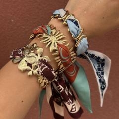 Retro Colorful Silk Scarf Bracelet Flower Irregular Gold Bracelet Female Personalized Stainless Steel Bracelet