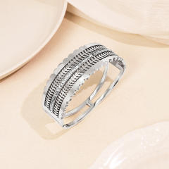 Vintage personality wide bangle rhinestone inlaid stainless steel bangle bracelet