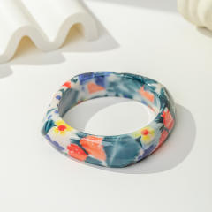 Ins-Style Geometric Square Irregular Gradient Pattern Resin Bracelet Personalized acrylic bangle