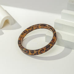 Sexy Leopard Print Resin Bracelet Unique Irregular Circular Gradient arcylic bangle