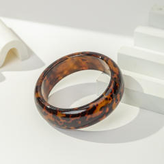 Sexy Leopard Print Resin Bracelet Unique Irregular Circular Gradient arcylic bangle