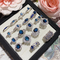 New Blue Corundum Color Treasure Ring French Luxury High Imitation Natural Diopside Ring