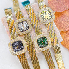Hot-Selling Small Square Watches for Women steel band diamond watch