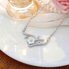 Hollow Heart-Shaped Copper Gold-Plated Necklace Micro-Inlaid Zircon flower stainless Steel Necklace for Women