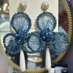 New Style Light Luxury Crystal-Encrusted Three-Leaf Flower Earrings