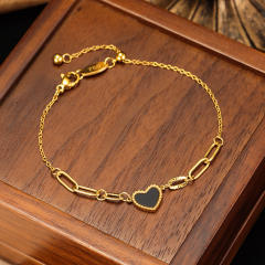 Non-Fading Jewelry Pull-Out Four-Leaf Clover Stainless Steel Bracelet for Women