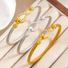 Heart-Shaped Bracelet Simple 18K Diamond-Encrusted infinity stainless steel bangle