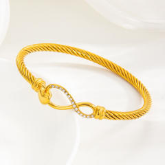 Heart-Shaped Bracelet Simple 18K Diamond-Encrusted infinity stainless steel bangle