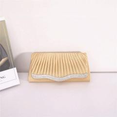 Banquet Bag Solid Color Alloy Diamond Satin Pleated Wedding Party Large Capacity Clutch Evening Bag