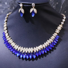 New Bridal Wedding Headwear Elegant Rhinestone Crown Necklace Earrings Three-Piece Set