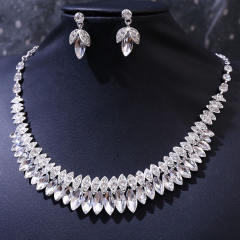 New Bridal Wedding Headwear Elegant Rhinestone Crown Necklace Earrings Three-Piece Set
