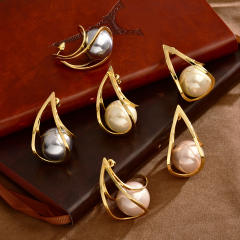 French trend gold color line wave pearl 18K plated copper earrings
